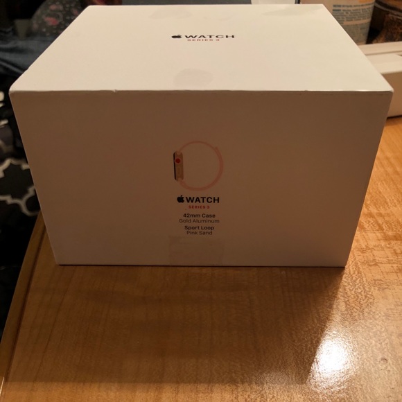 Apple Watch Series 3 GPS + Cellular 42MM - Picture 8 of 8